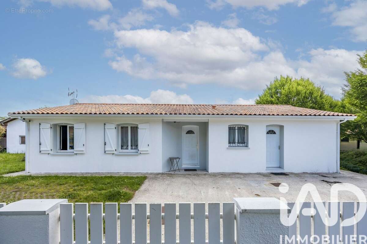 Maison 106 m² à Candresse  - photo 2