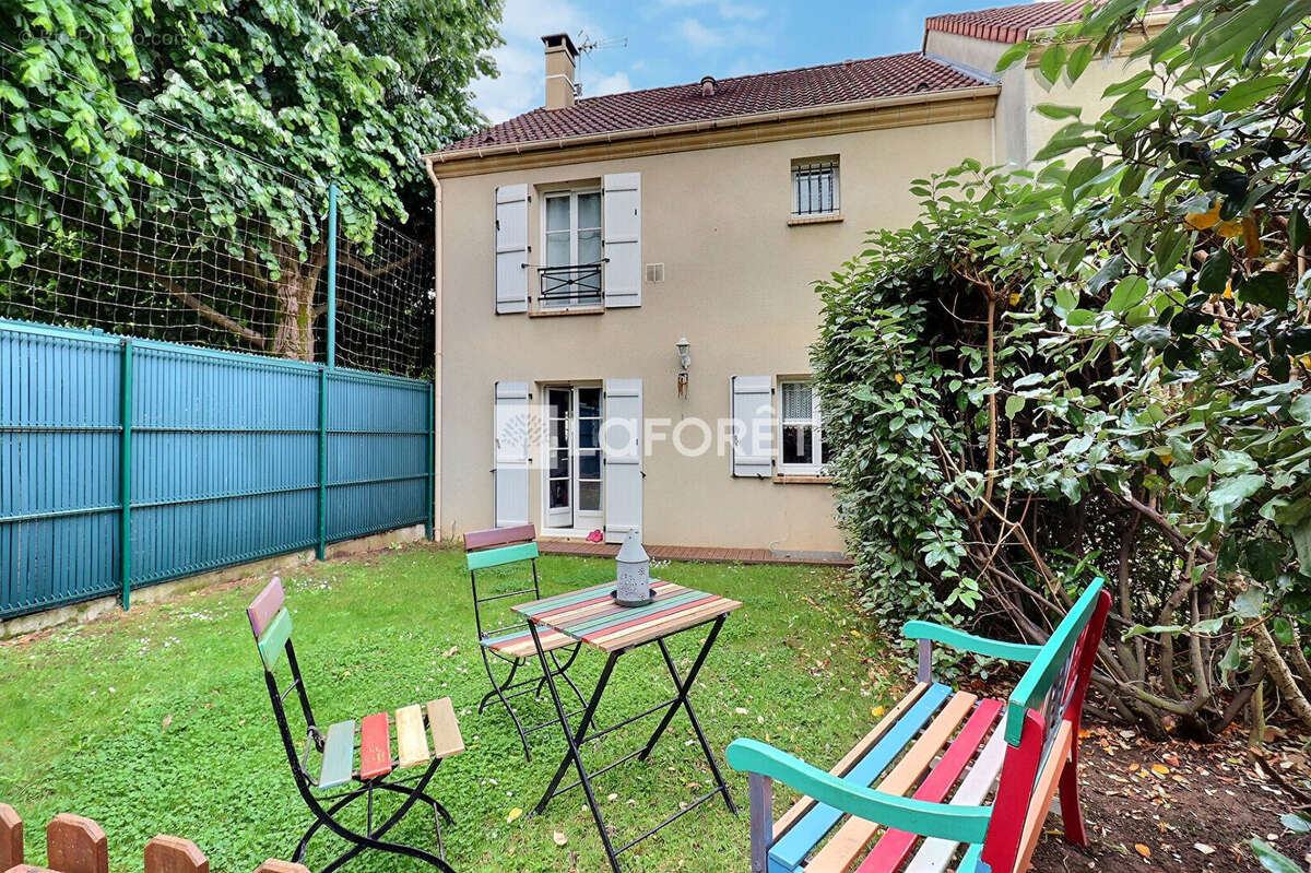 Maison à VITRY-SUR-SEINE