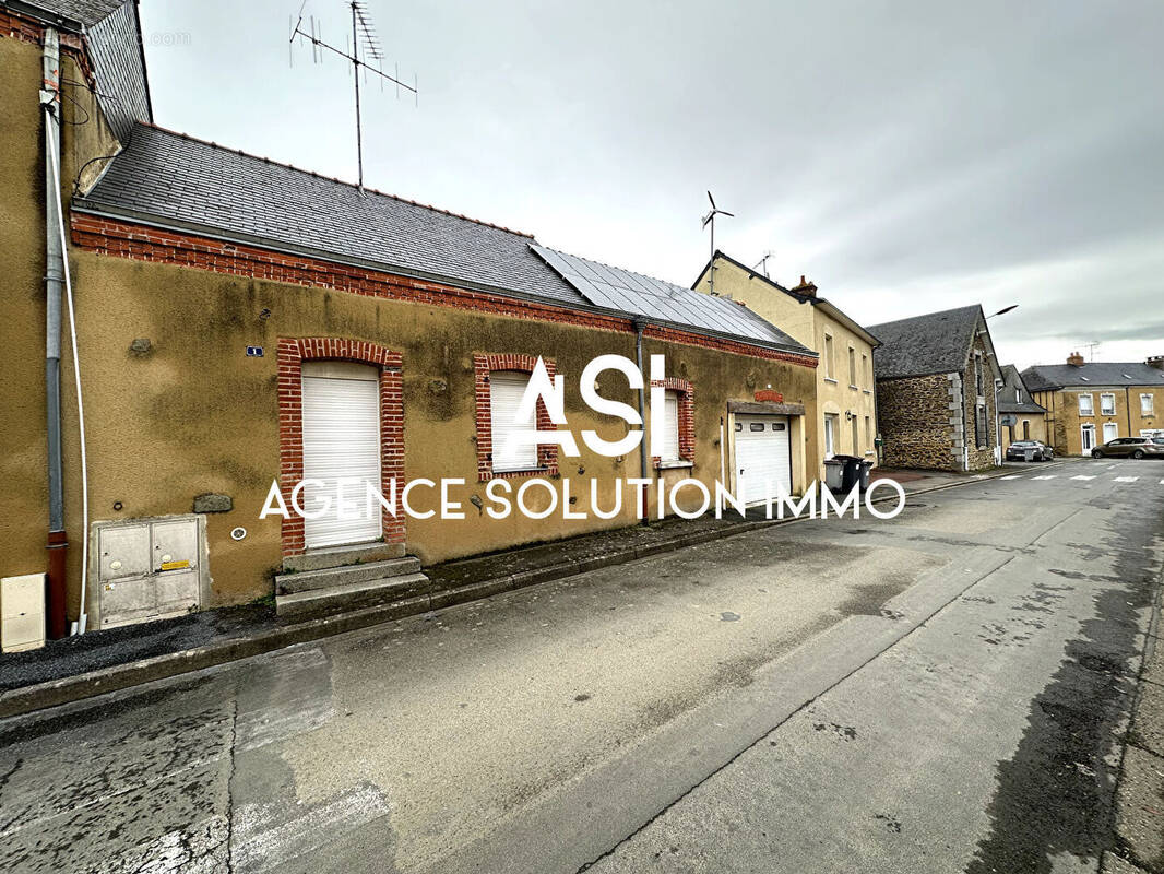 Maison à POMMERIEUX