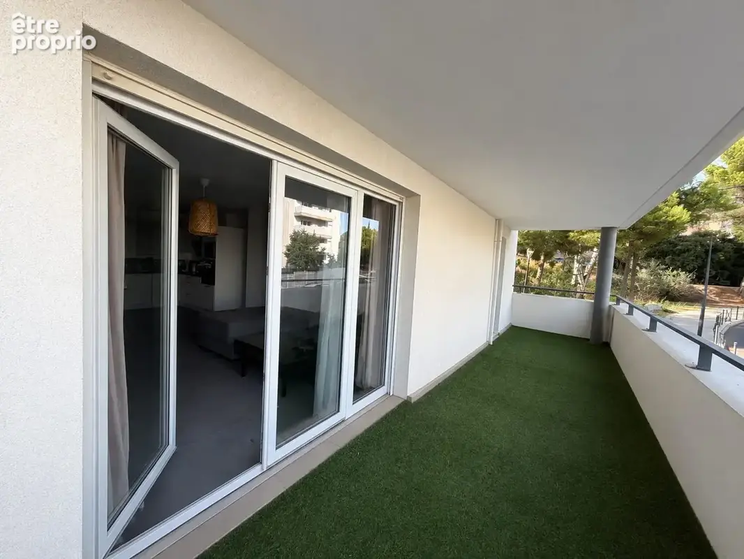 Appartement 63 m² à Vitrolles  - photo 7