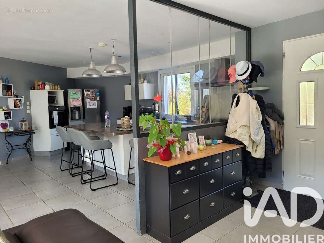 Photo 9 - Maison à GUEUGNON