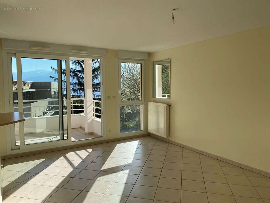 Appartement à SEYSSINS