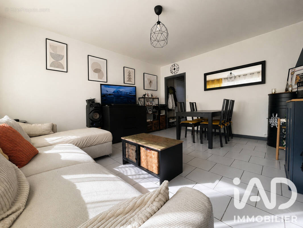 Photo 1 - Appartement à EVRY