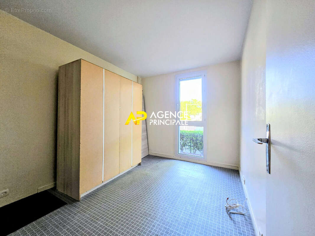 Appartement Argenteuil 3 pièces de 68m², 2 chambres avec balcon et parking à 5 minutes de la gare - photo 7