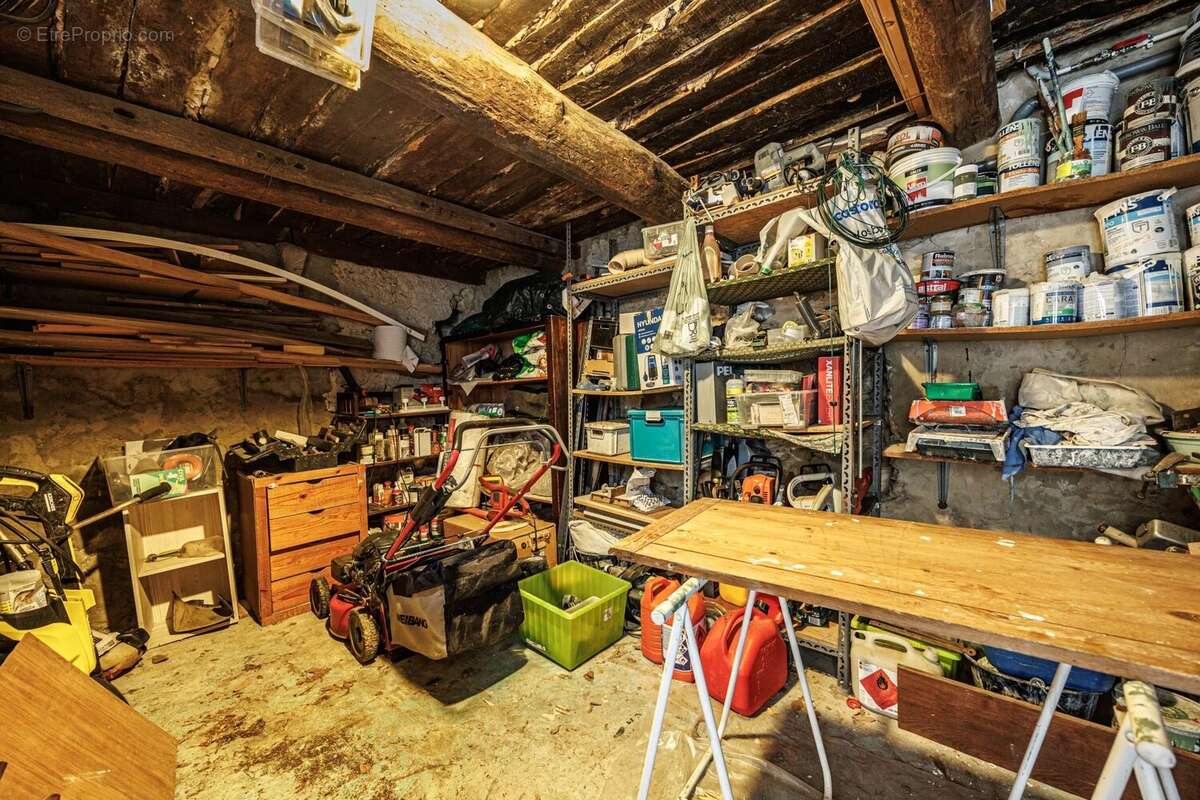 Maison à LE CASTELLET