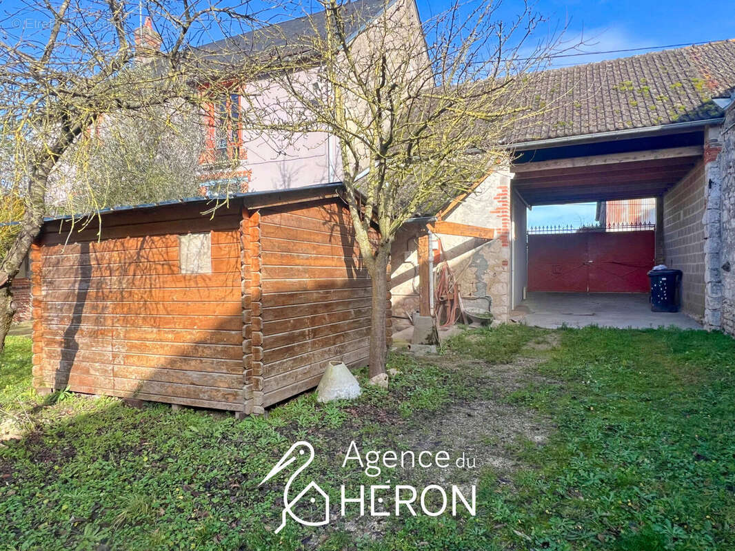 Photo 2 - Maison à BEAUMONT-DU-GATINAIS