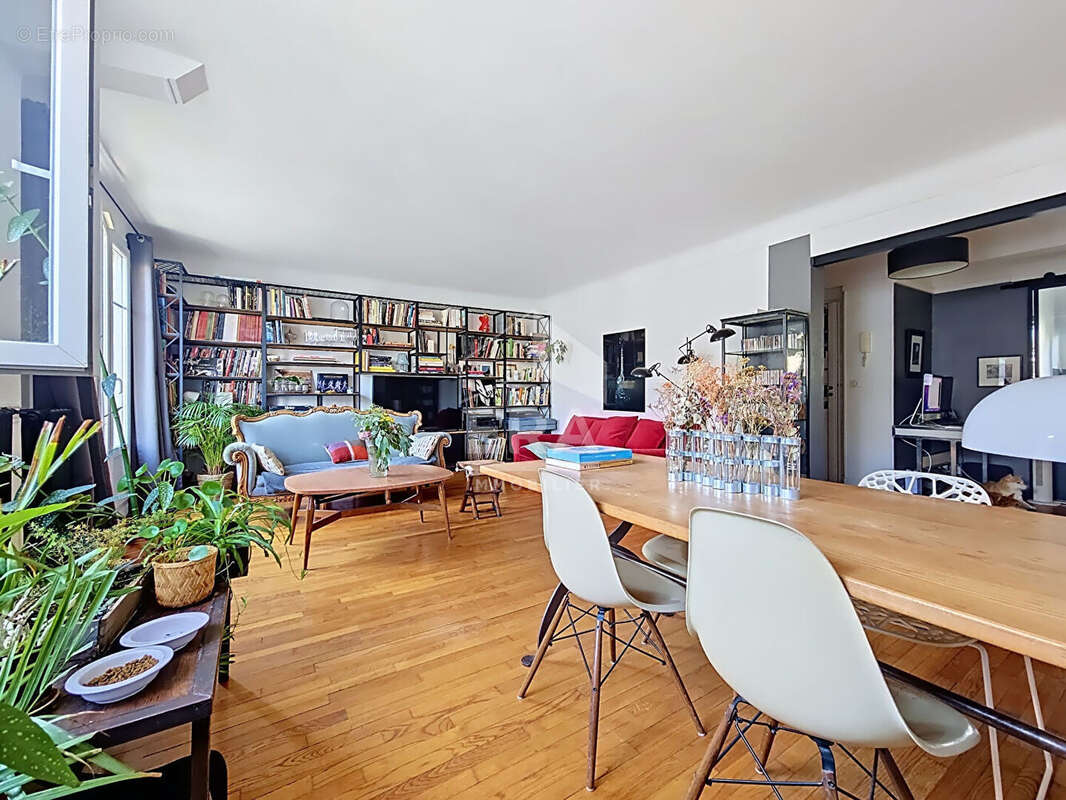 Appartement à PARIS-12E