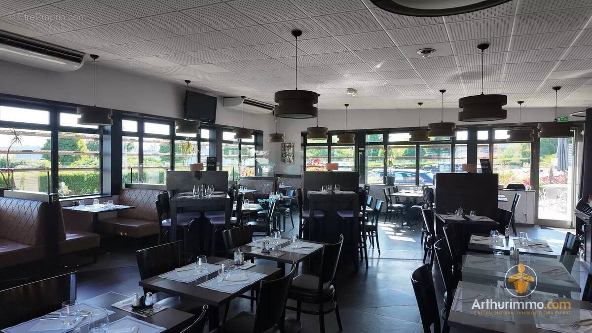 Commerce à CREPY-EN-VALOIS