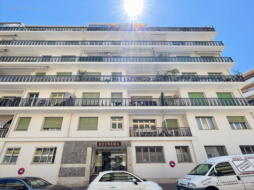 Appartement à LE CANNET