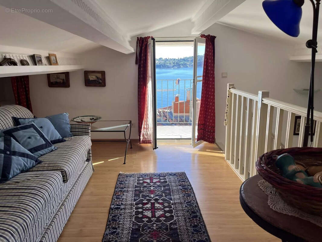 Appartement à VILLEFRANCHE-SUR-MER