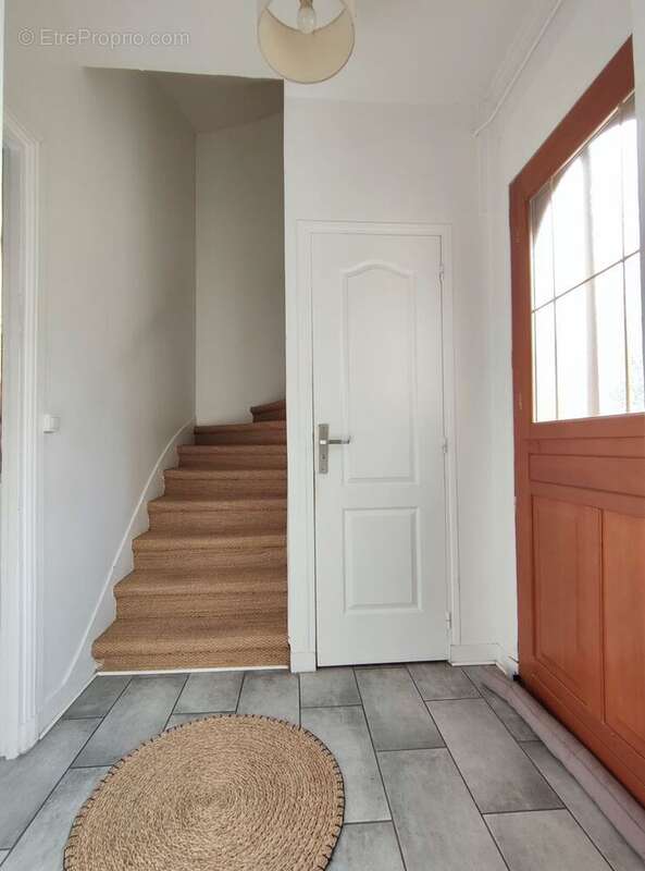 Maison à MONTLIGNON