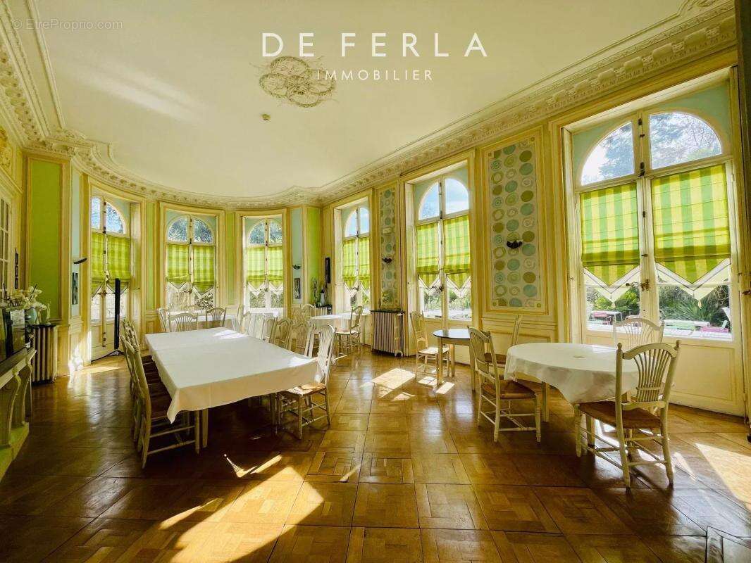 Commerce à CHATELLERAULT