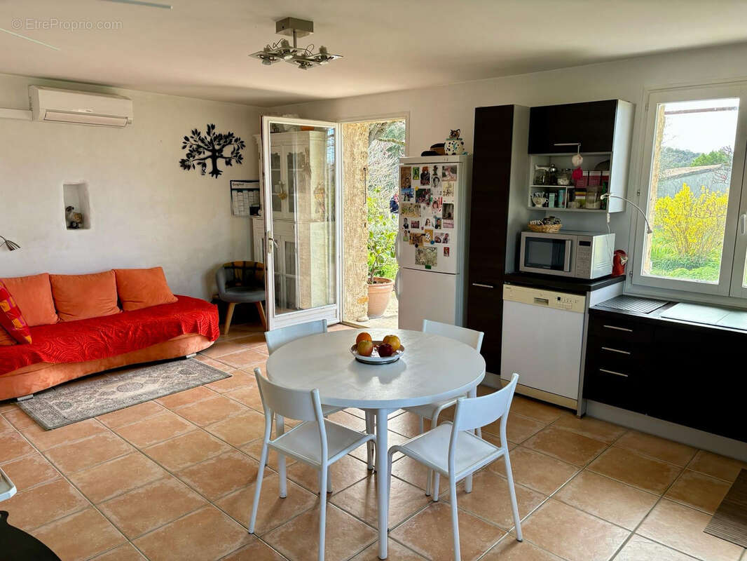Maison à GRIGNAN