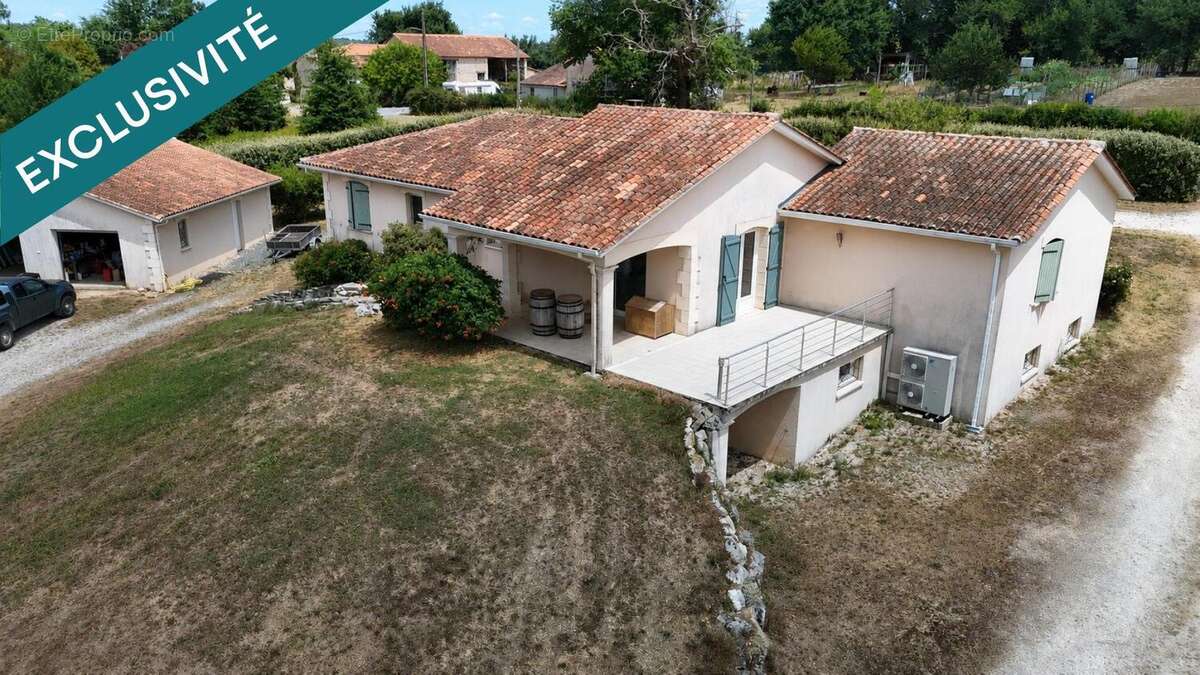 Photo 2 - Maison à SAINT-VINCENT-JALMOUTIERS