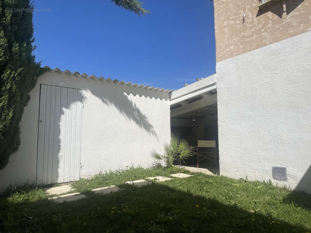 Nyons / proche centre ville / villa 4 pieces / jardin avec piscine - photo 13