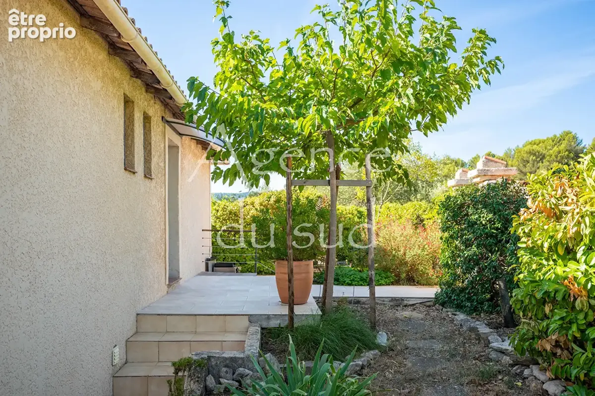 MAISON T5 avec piscine et Garage - photo 2