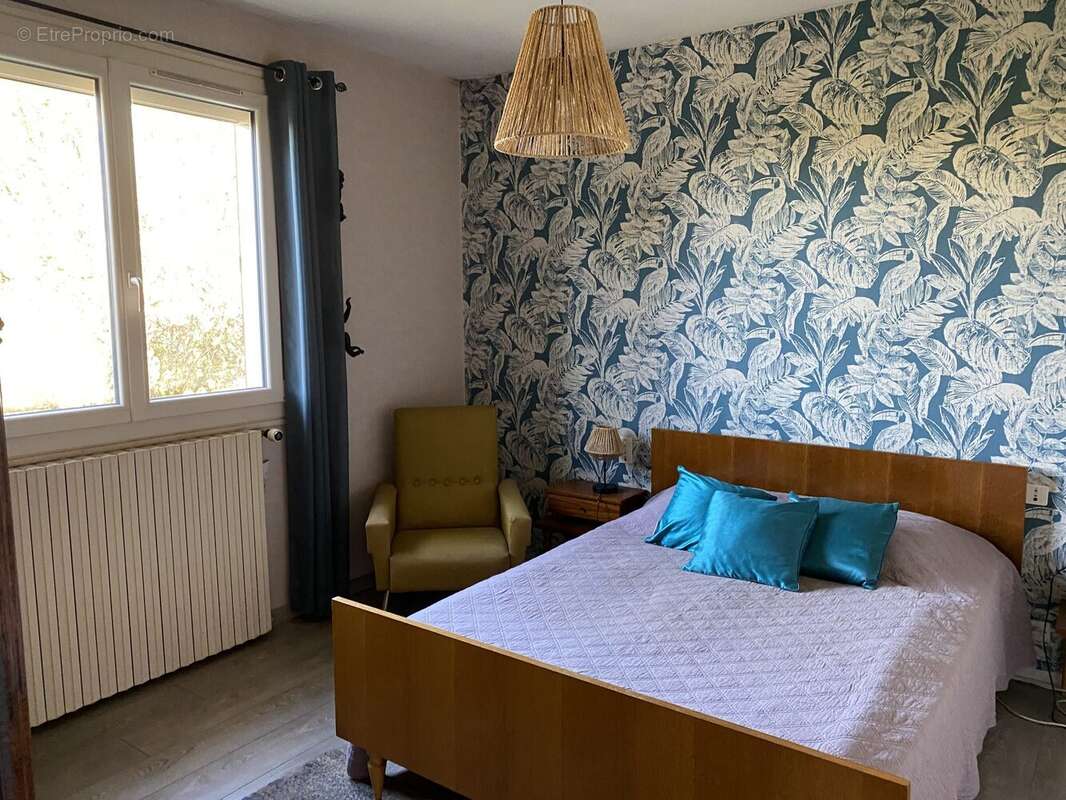 Maison à PEYRAT-LE-CHATEAU