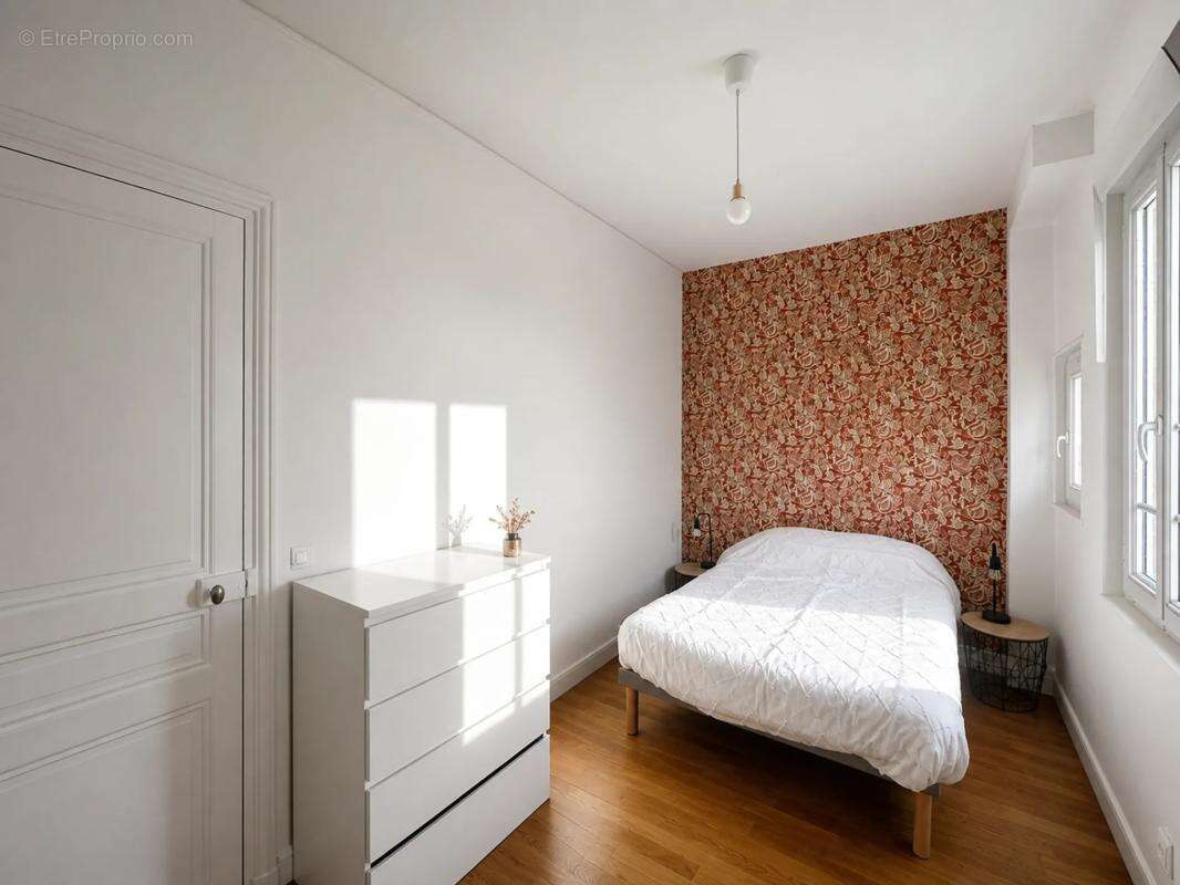 Charmant F4 type Haussmannien sans travaux ! - photo 6