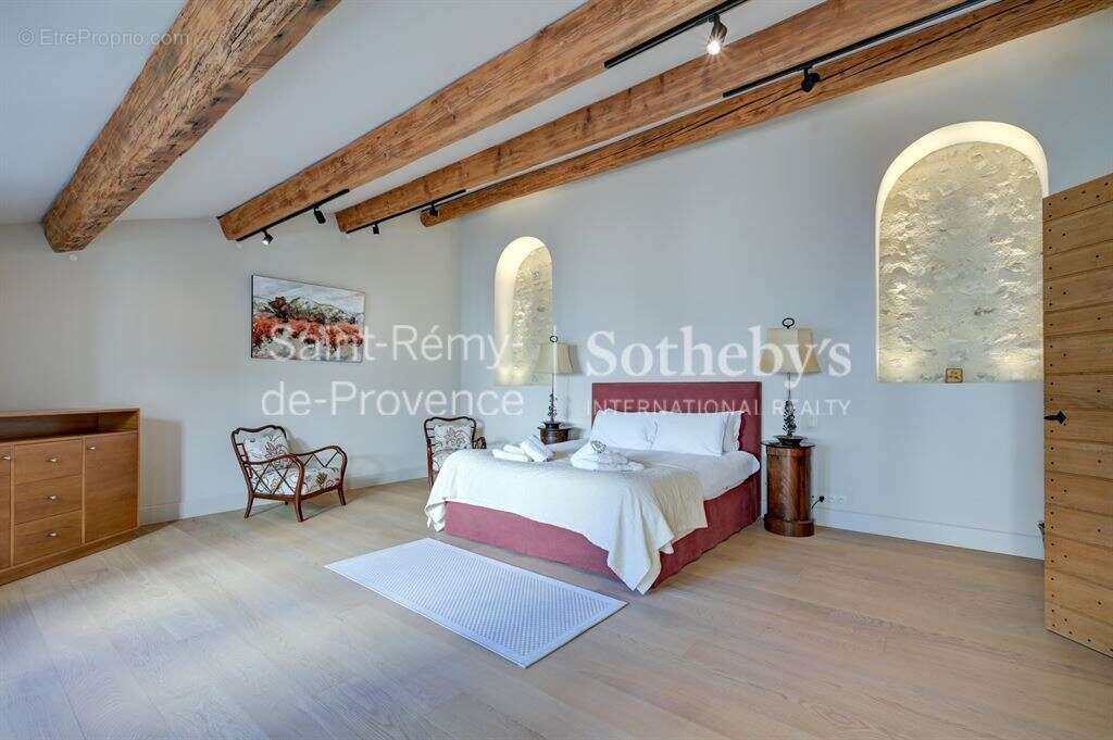 Maison à SAINT-REMY-DE-PROVENCE