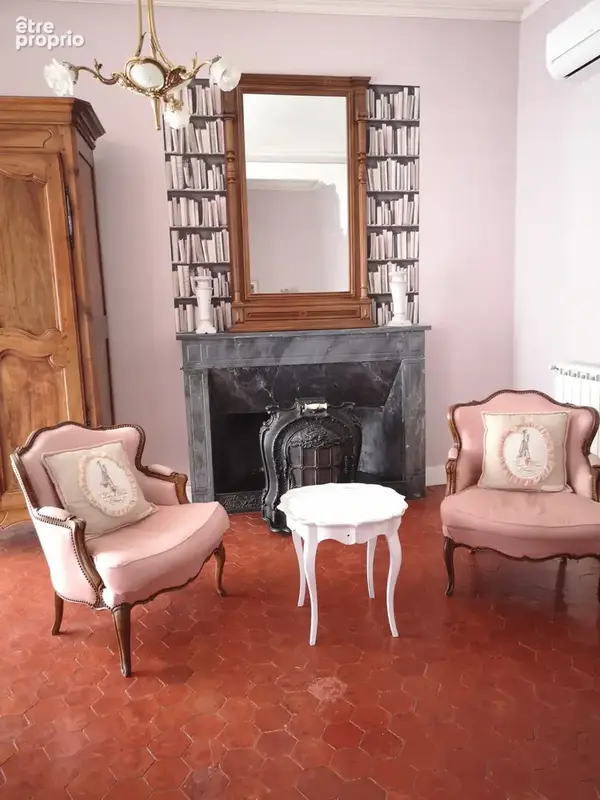 Maison 500 m² à Entraigues-Sur-La-Sorgue  - photo 5