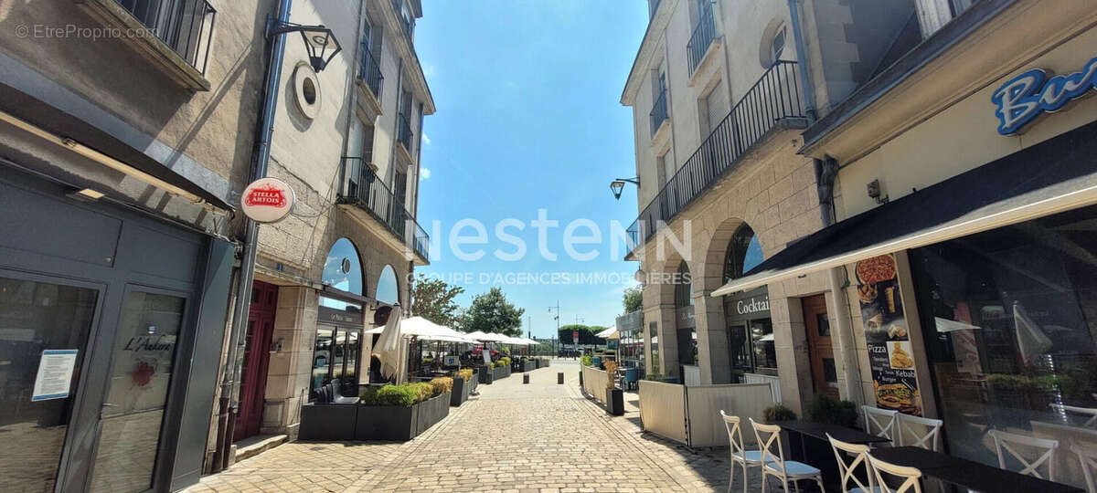 Restaurant de caractère avec logement . Belle rentabilité au centre de Blois - photo 2