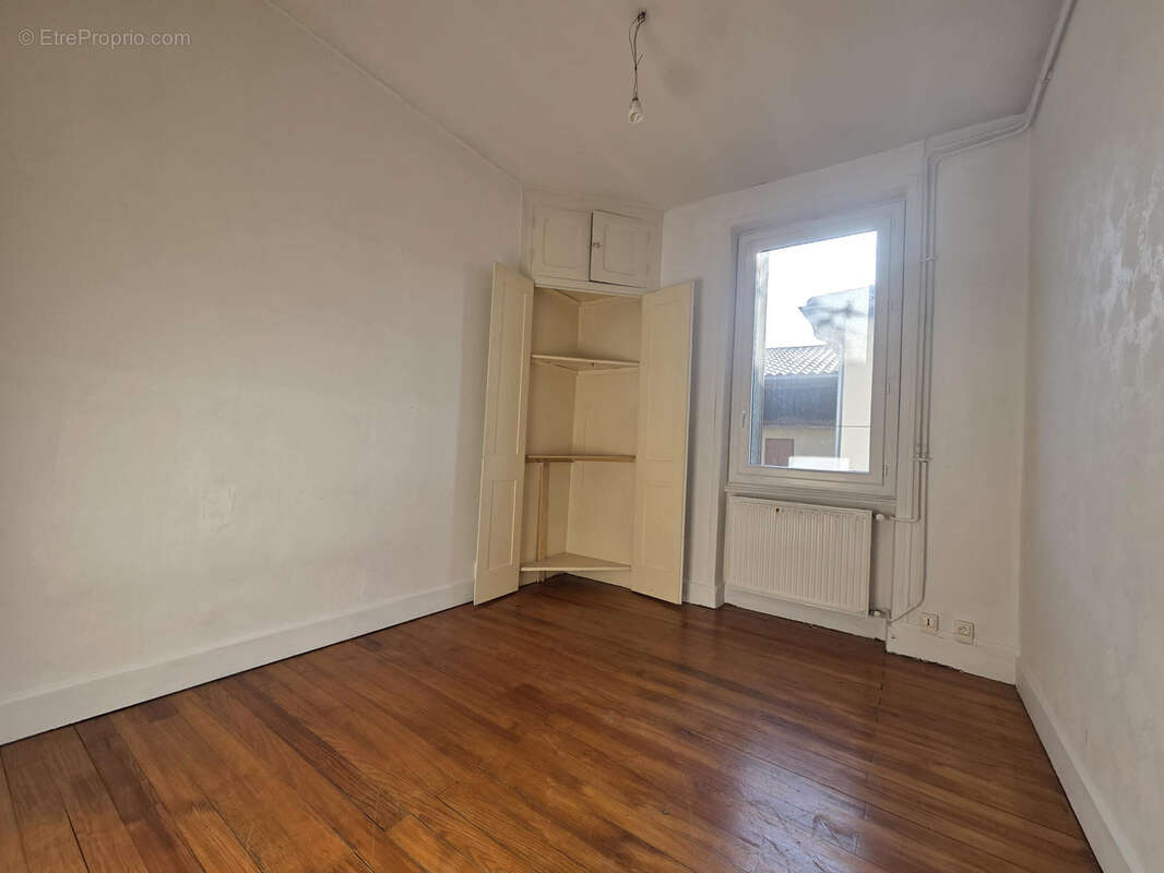 Appartement à NIVOLAS-VERMELLE
