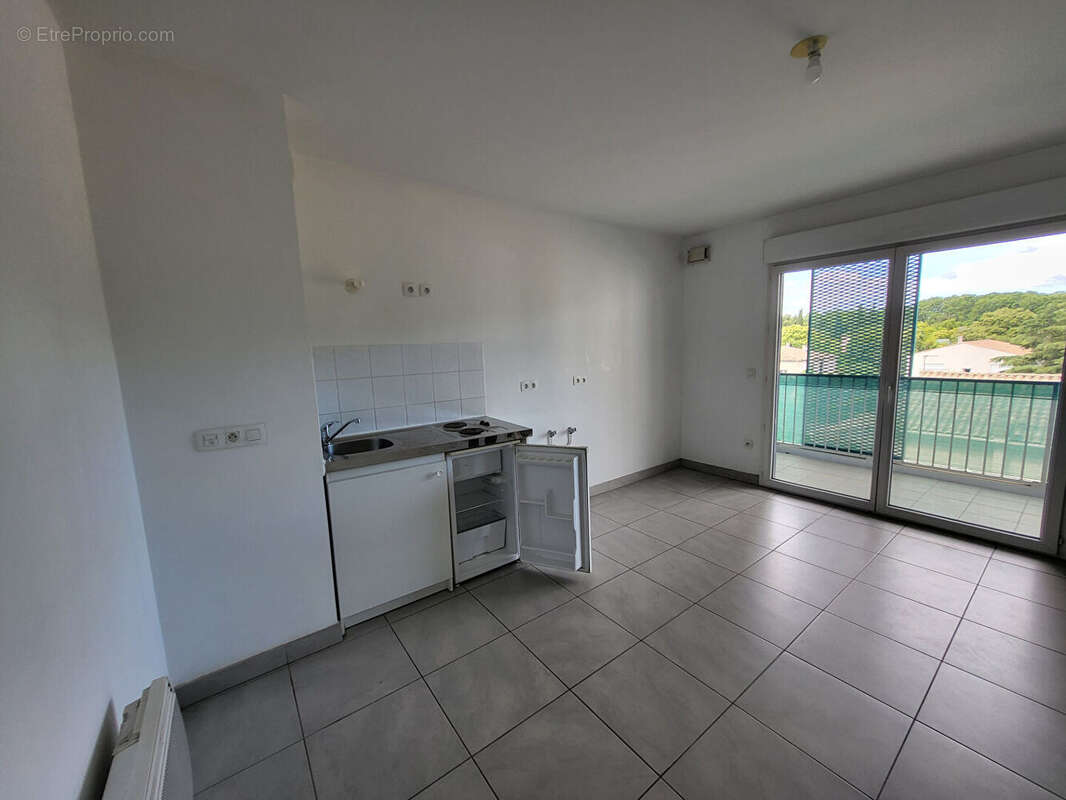 La Pompignane - T2 36m² + Terrasse de 14m²  + Parking - photo 2