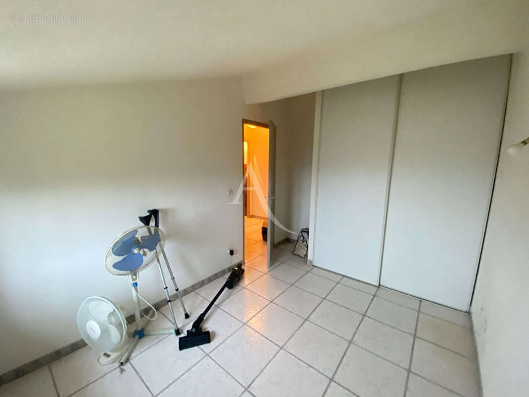 Appartement à FENDEILLE