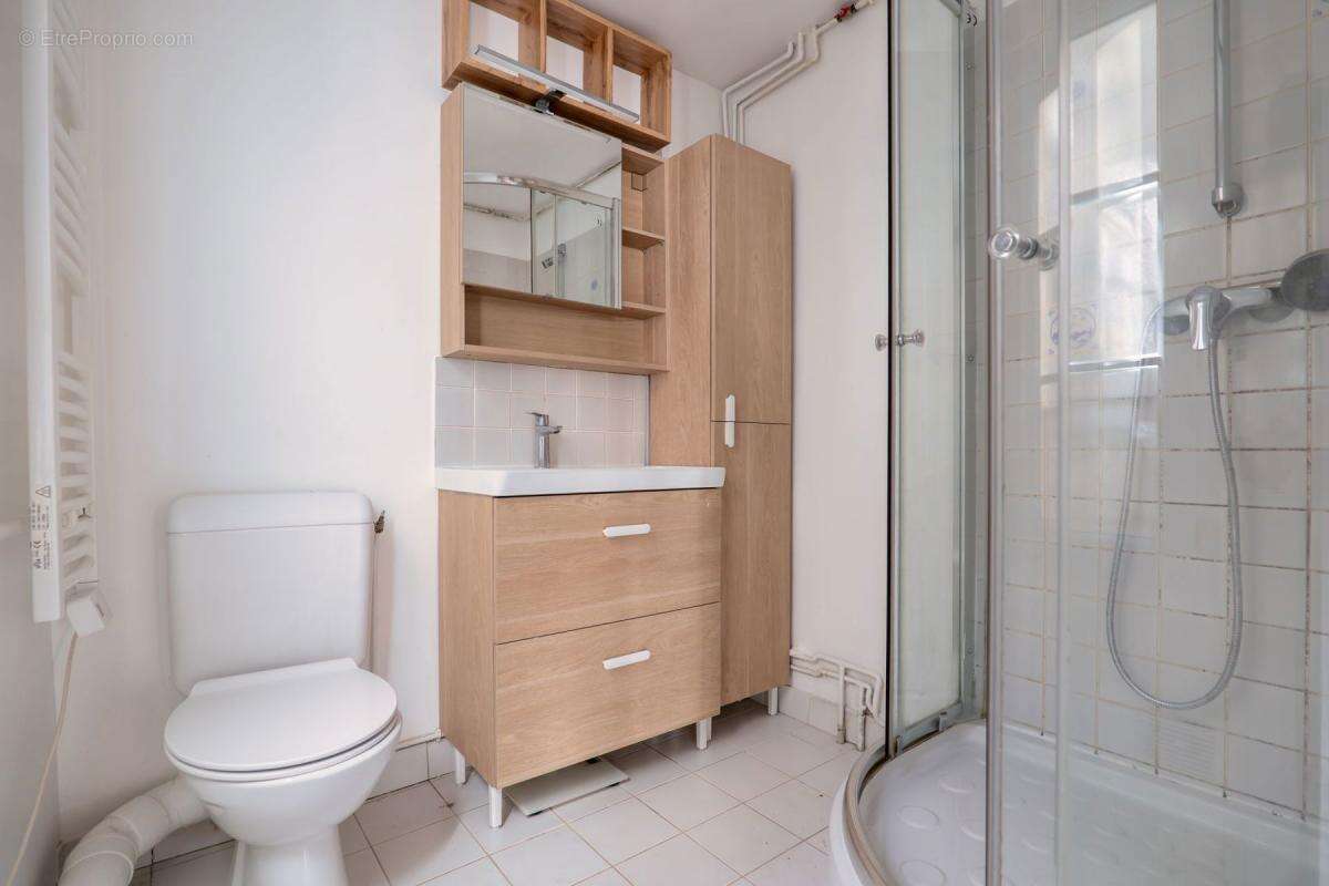 Appartement à PARIS-2E