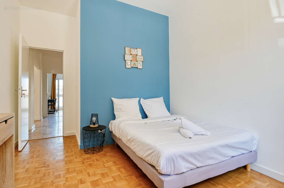 Appartement à MARSEILLE-4E