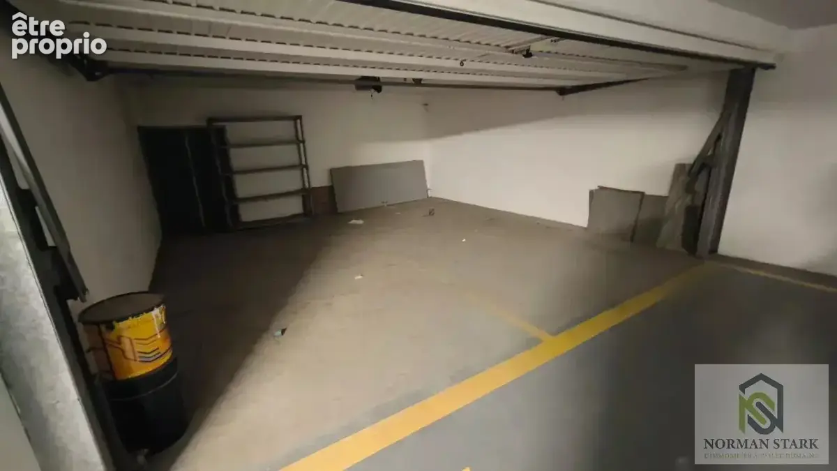Double garage à Cap d’Ail, sécurisé et aux portes de Monaco, idéal pour véhicules de sport ou stockage, rare sur le secteur - photo 4