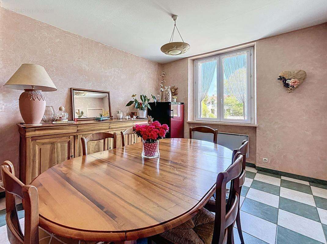 Maison à TOURNON-SUR-RHONE