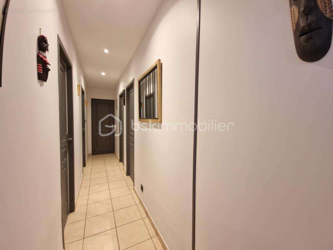 Maison à LA TOUR-DU-PIN