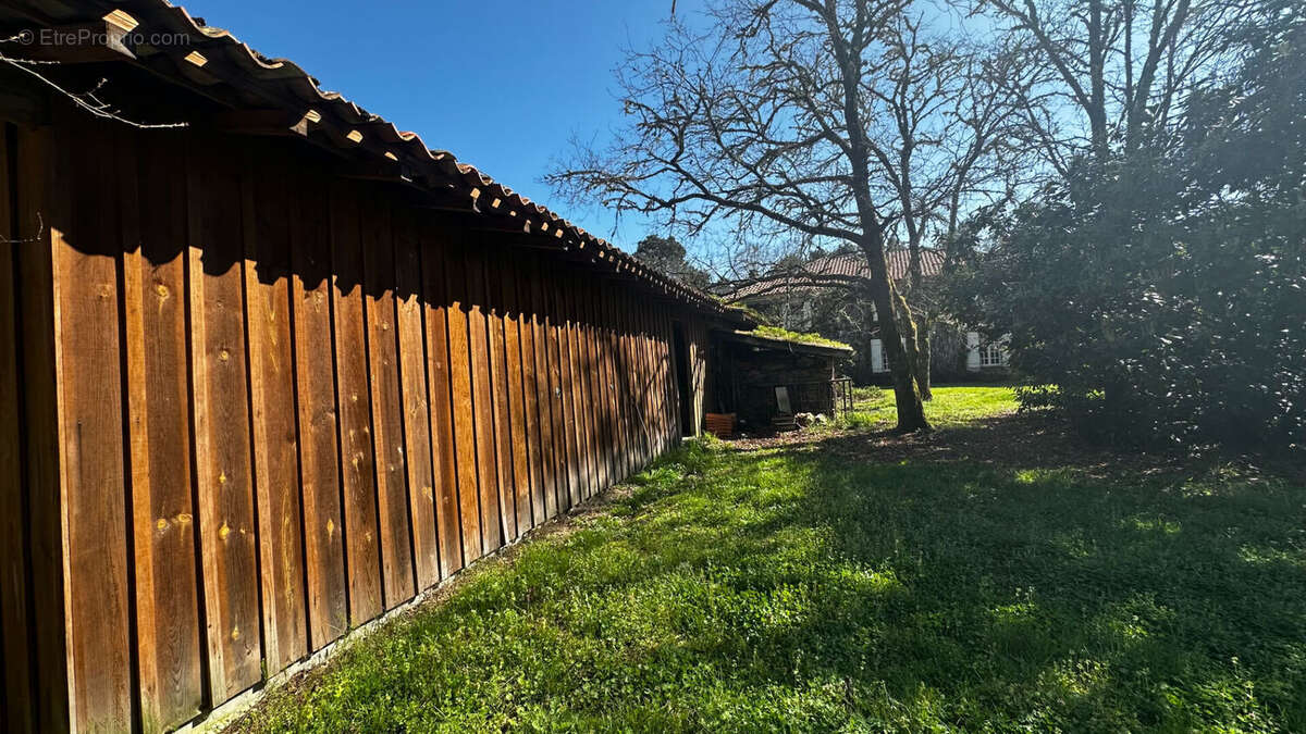 Maison à SAUGNACQ-ET-MURET