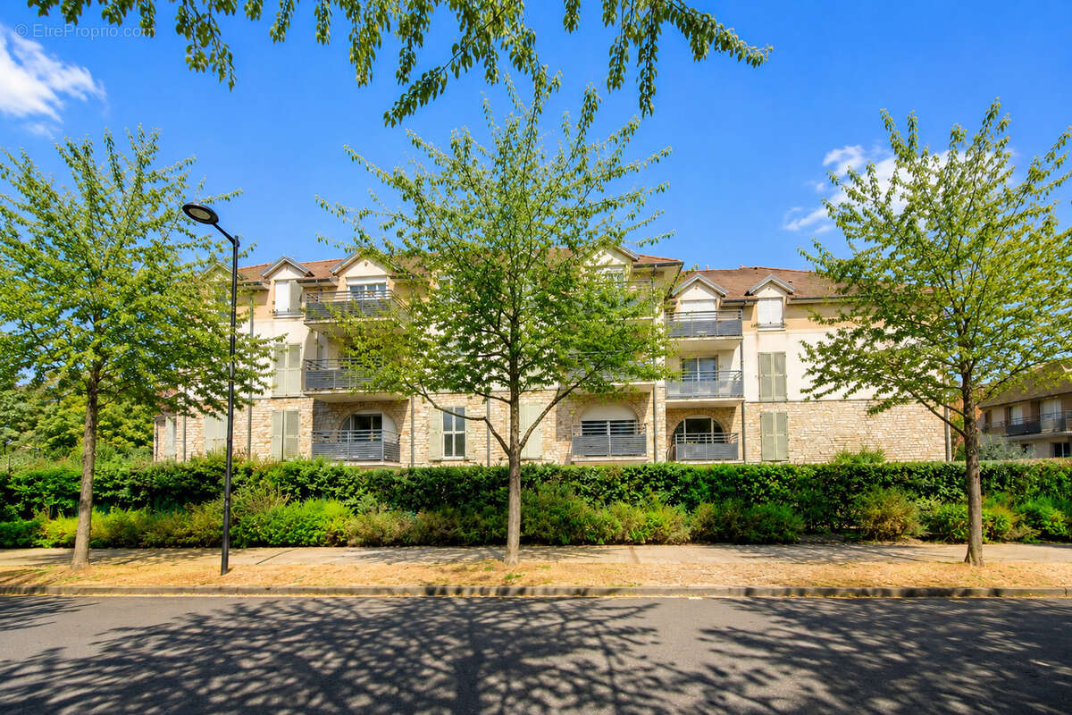 Appartement à SAINT-PIERRE-DU-PERRAY