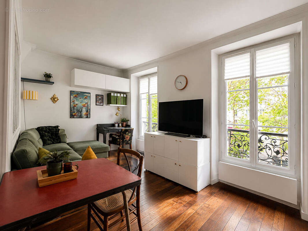 Appartement à PARIS-10E
