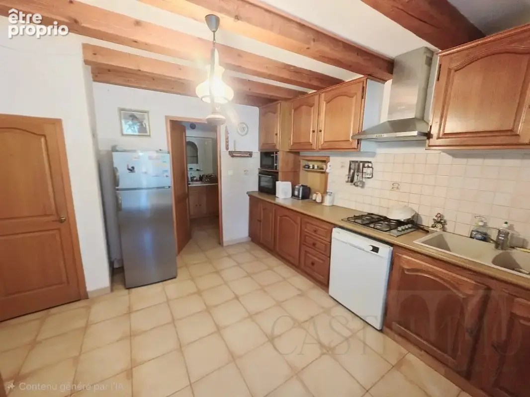Maison de caractère T6 de 140 m² avec jardin arboré de 727 m²  Castries - photo 5