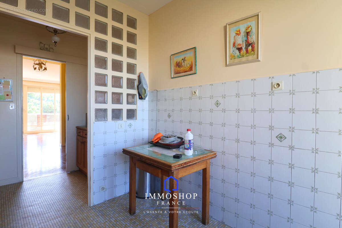 Appartement à MARSEILLE-8E