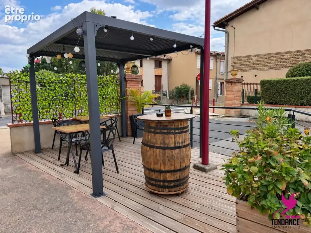 Fonds de commerce restaurant avec terrasse et parkings. - photo 11