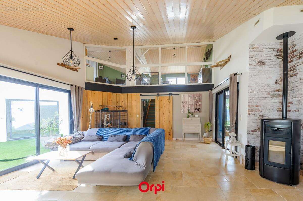 Maison à NIEUL-SUR-MER