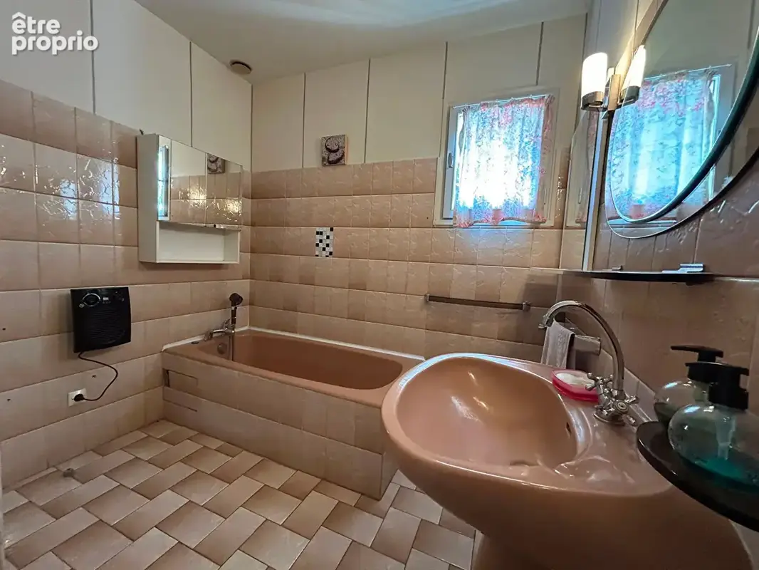 Ensemble immobilier - photo 6