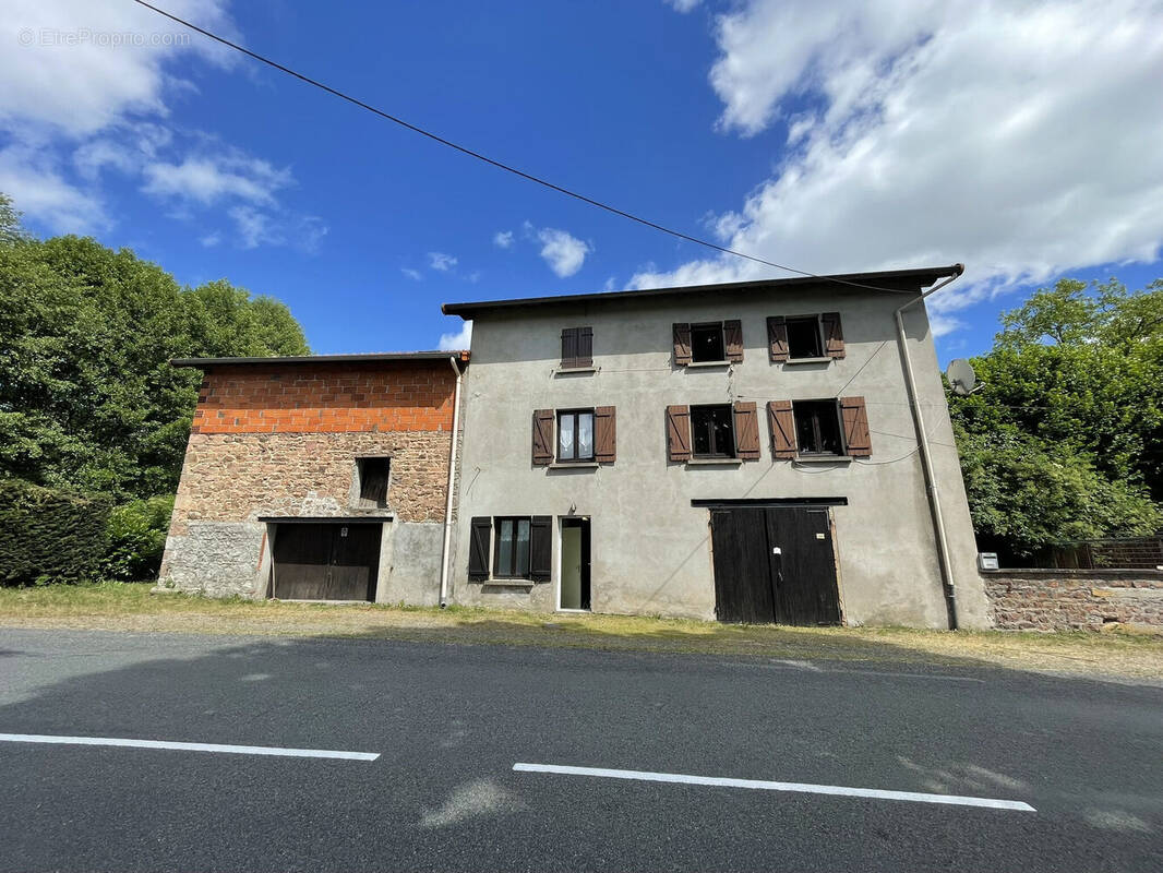 Photo 1 - Maison à COURS-LA-VILLE
