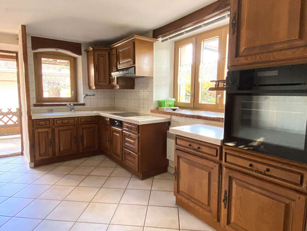 Maison à BELLEGARDE-SUR-VALSERINE