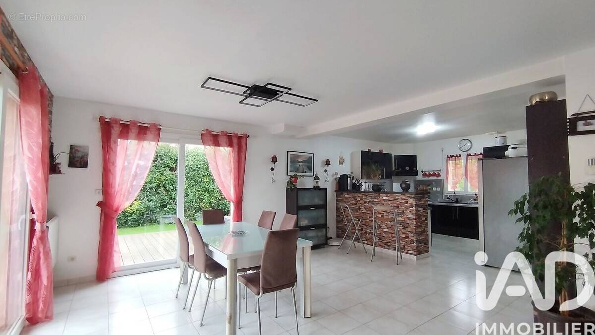 Photo 1 - Maison à CAUDEBEC-LES-ELBEUF