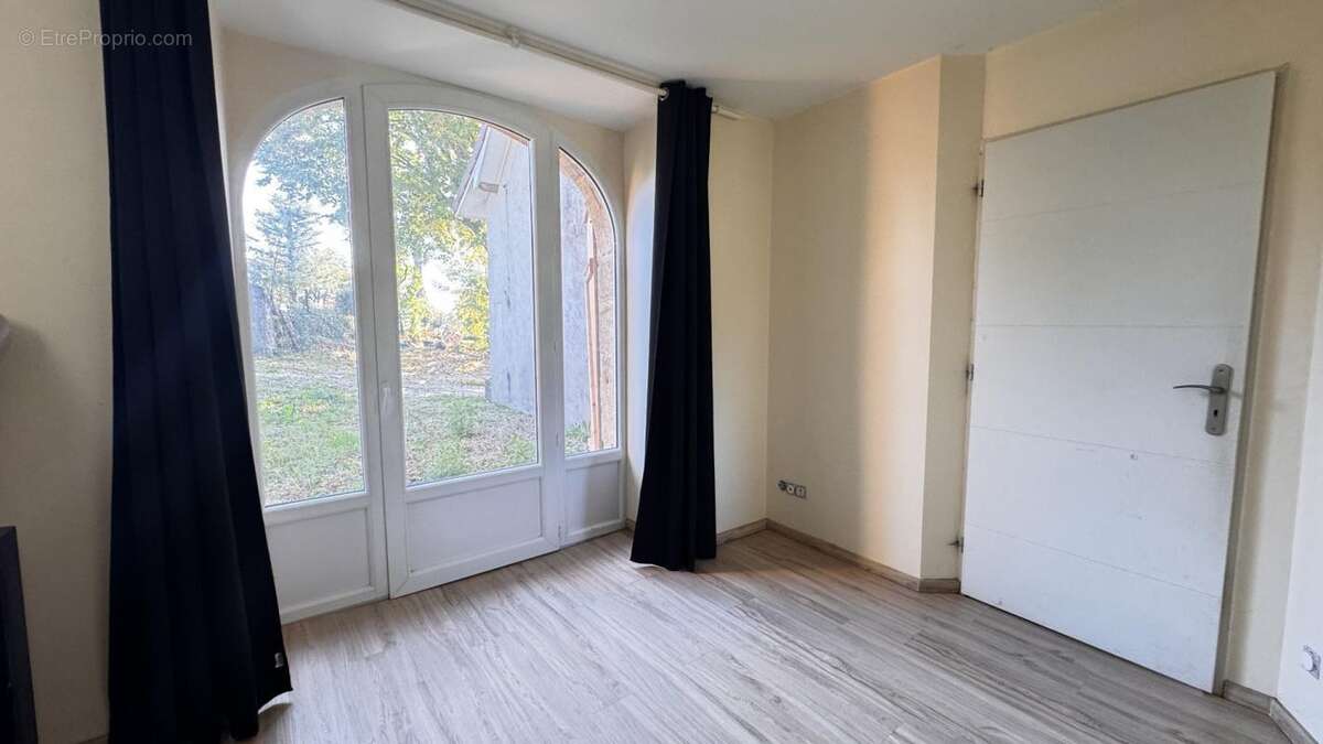 Maison à SAINTE-CROIX