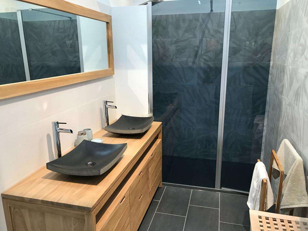Appartement à MARSEILLE-10E