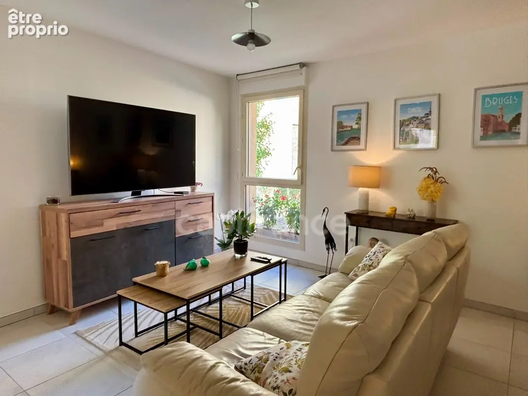 Appartement à vendre 4 pièces HYERES (83) - Plain pied - 2 parkings - 2 terrasses - photo 21
