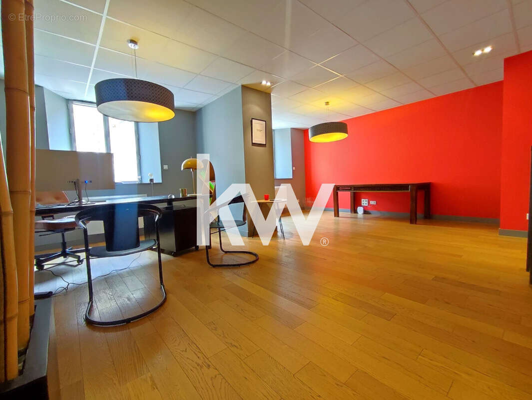 Appartement 154 m² à Saint-Etienne  - photo 2