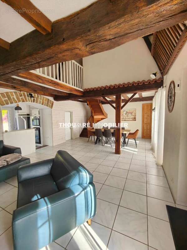 Maison Carquefou 6 pièce(s) 132.95 m2 vie plain pied - Le Charme de la pierre - photo 4