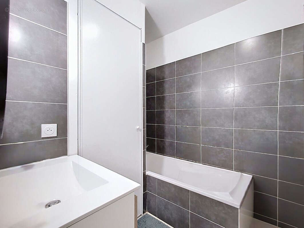 Appartement à MARSEILLE-11E